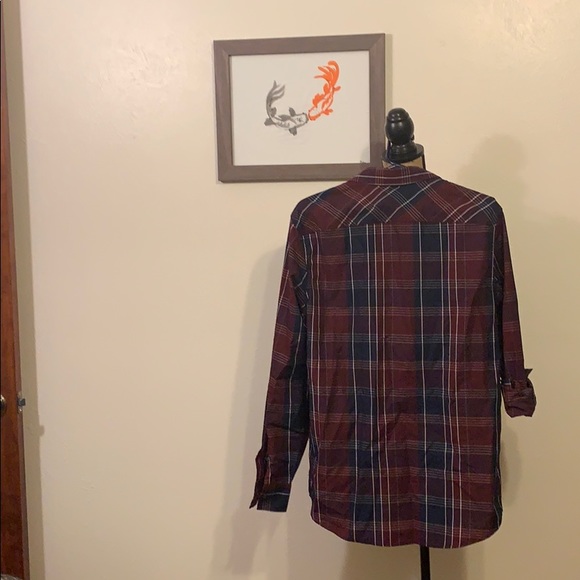 Perfect American Rag Button Down. - Picture 2 of 4
